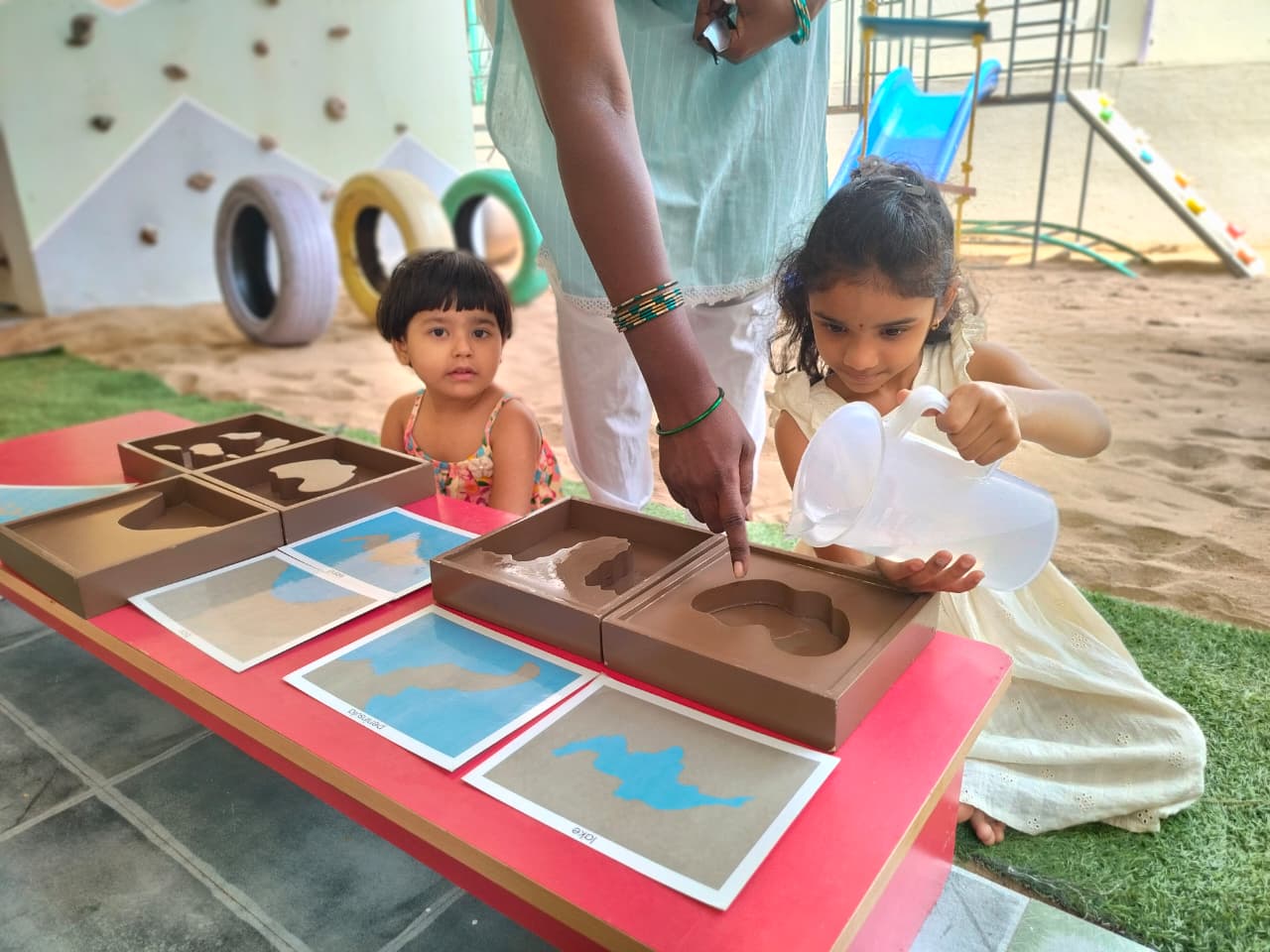 Montessori teaching in Guntur